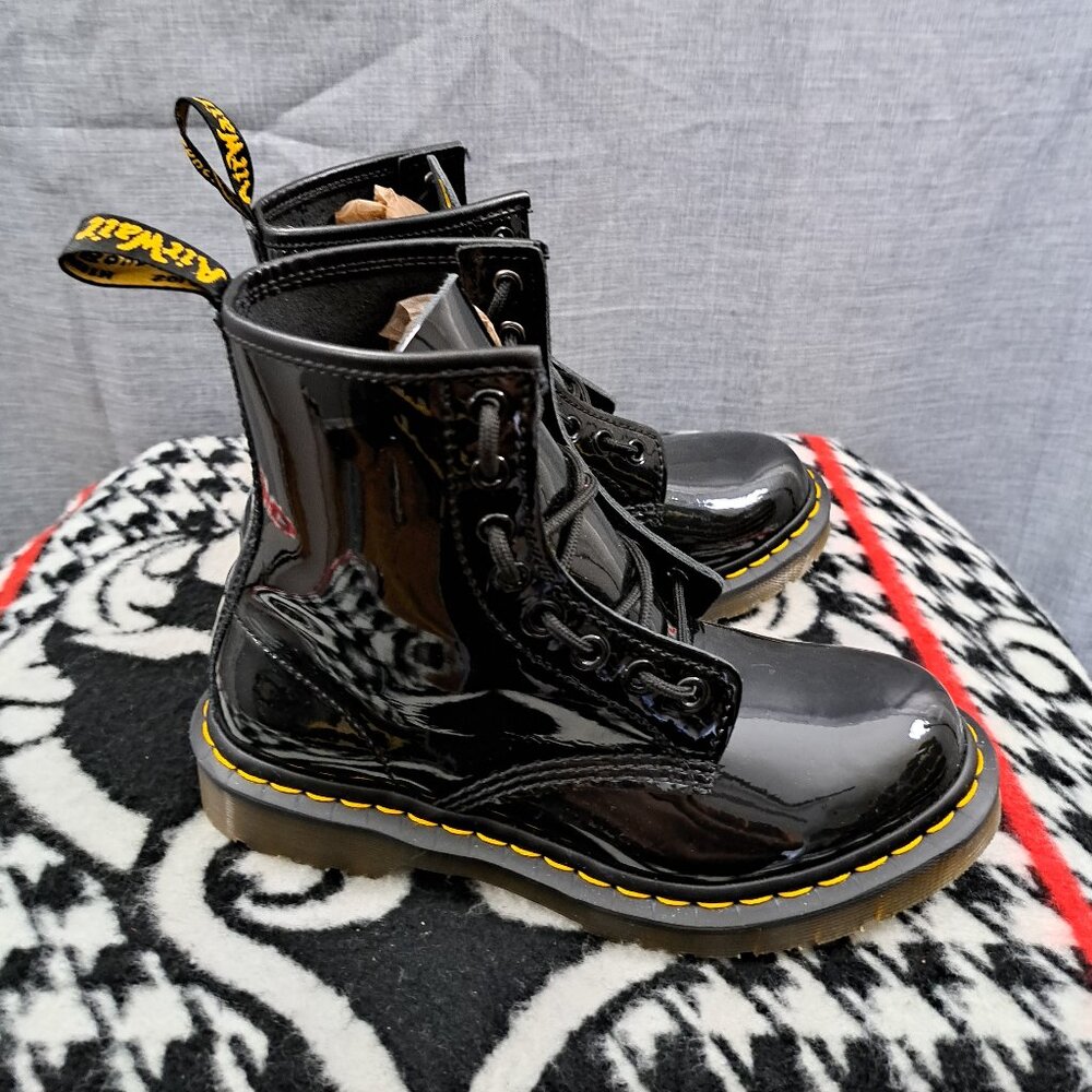 %Dr. Martens Women 11821 Combat Boots Sz 6 Black / D7 - Picture 2 of 9
